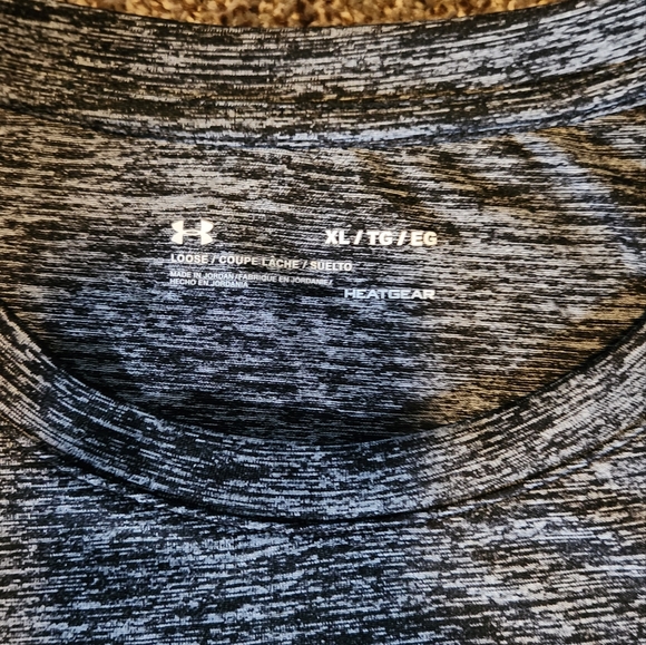 4/$20 Workout top. Size XL. 4/$25 - Picture 4 of 4